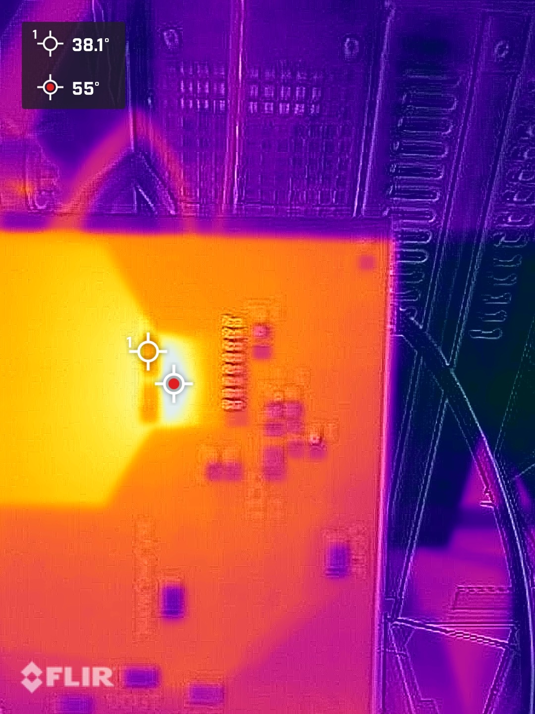  SOIC-10 封裝在 SOIC-10 焊盤布局上，初始時刻，SAC 水溶性焊膏