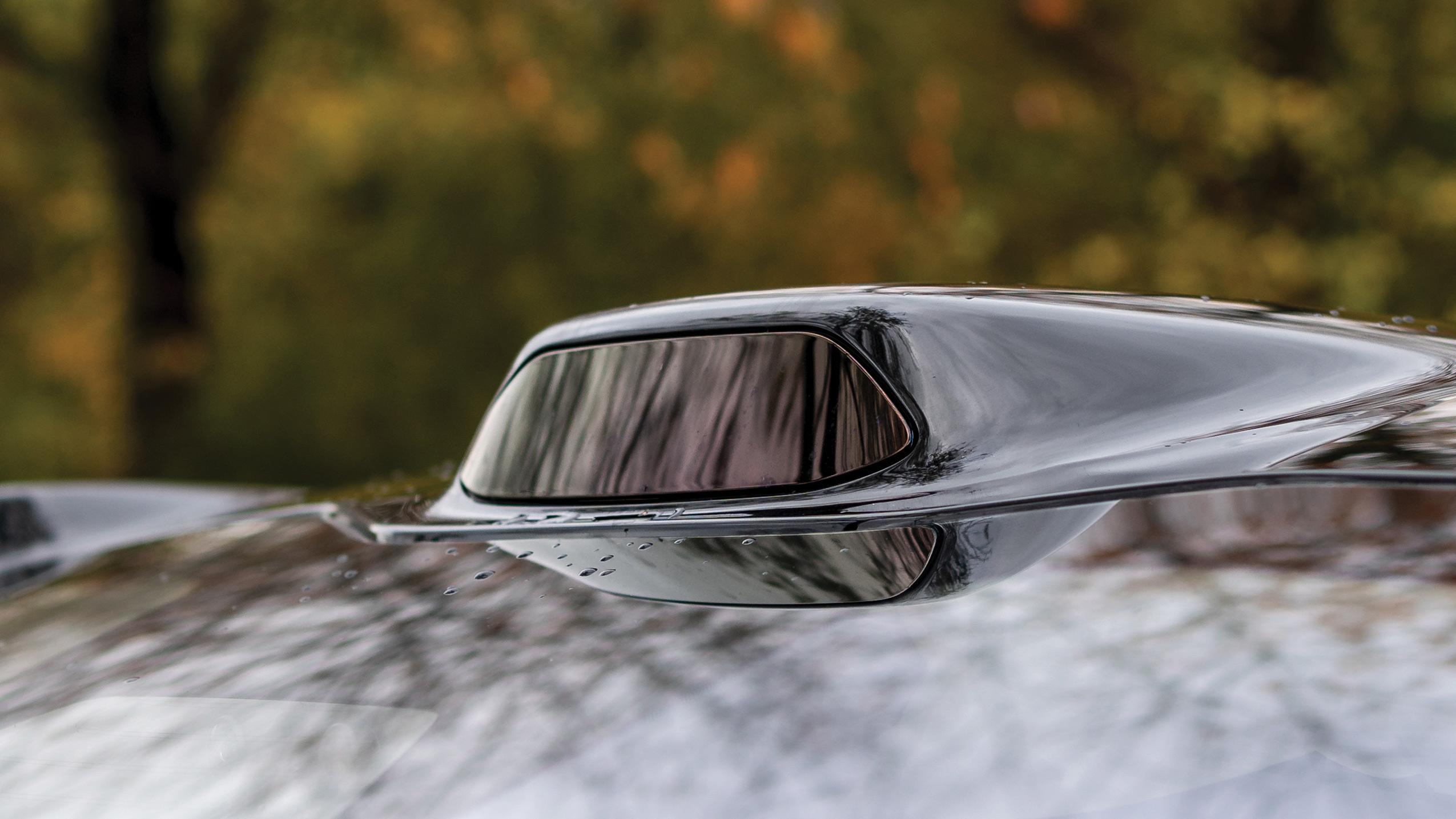  安裝在車輛頂部的激光雷達(dá)模塊