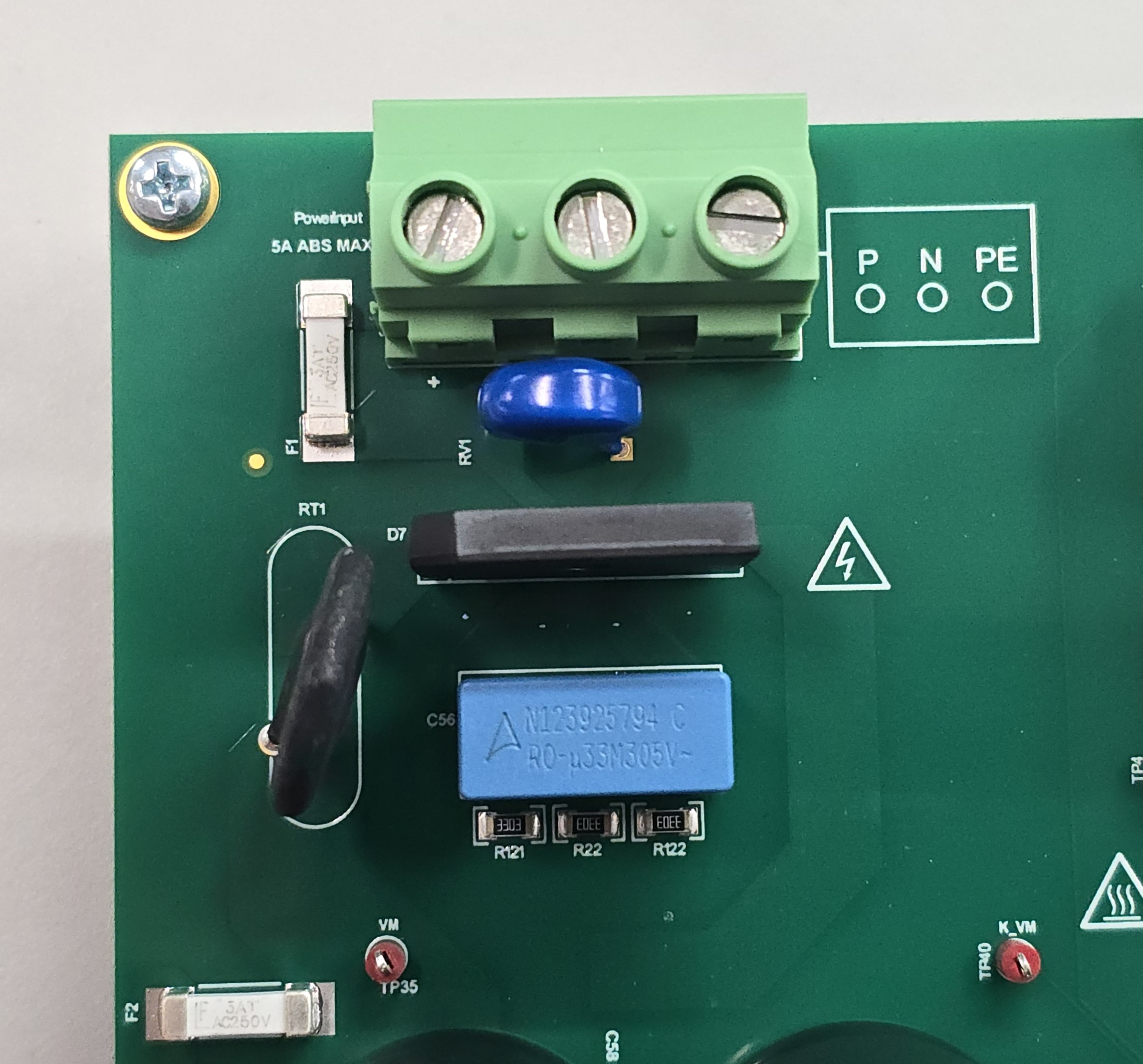 DRV7308EVM 交流電壓輸入整流器電路