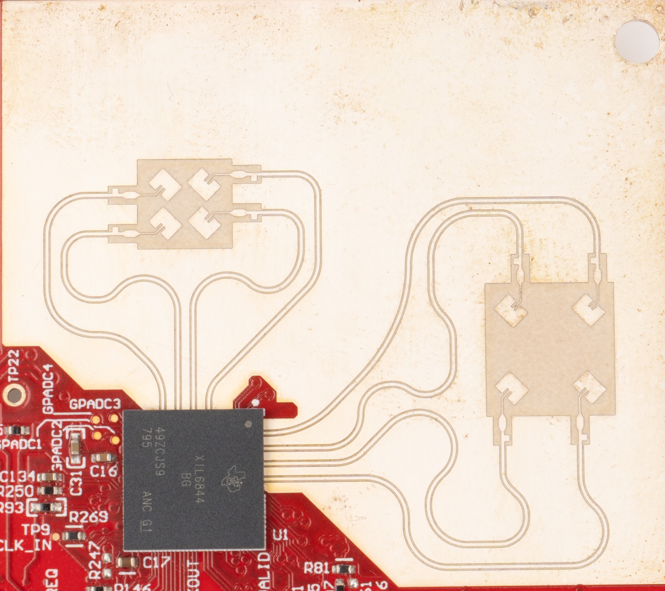 AWRL6844EVM IWRL6844EVM EVM 的 Tx 和 Rx 天線