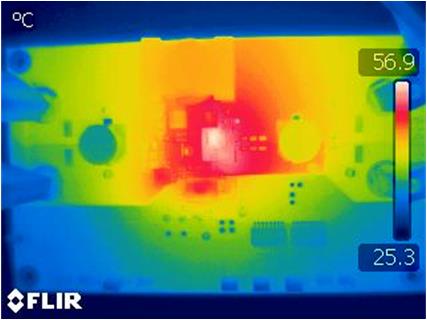 LM51770 熱像圖：VIN = 36.0V，IOUT = 4.0A，無強(qiáng)制空氣冷卻